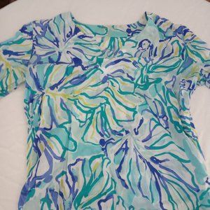 Lightweight for beach or dinner out